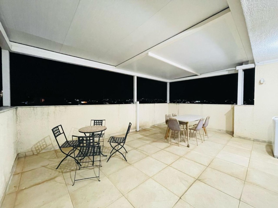 Cobertura à venda com 2 quartos, 100m² - Foto 11