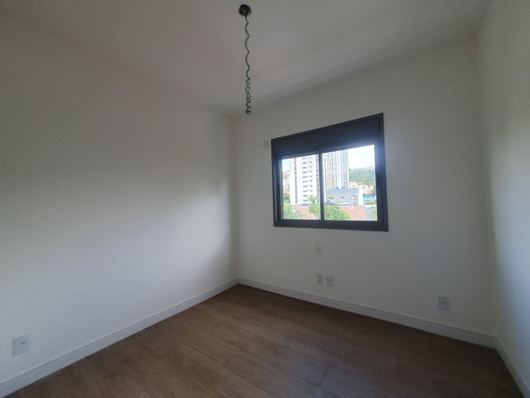 Apartamento à venda com 4 quartos, 140m² - Foto 18