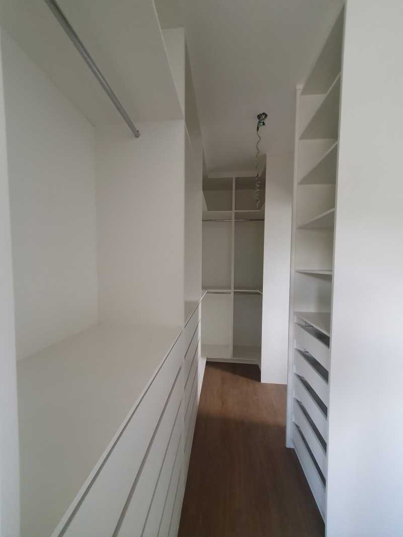 Apartamento à venda com 4 quartos, 140m² - Foto 11