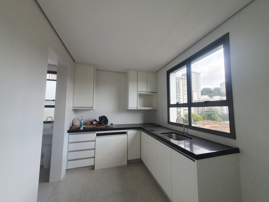 Apartamento à venda com 4 quartos, 140m² - Foto 6