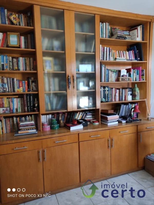 Casa à venda com 3 quartos, 140m² - Foto 3
