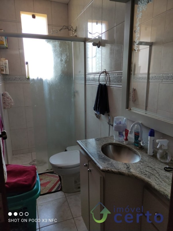 Casa à venda com 3 quartos, 140m² - Foto 11
