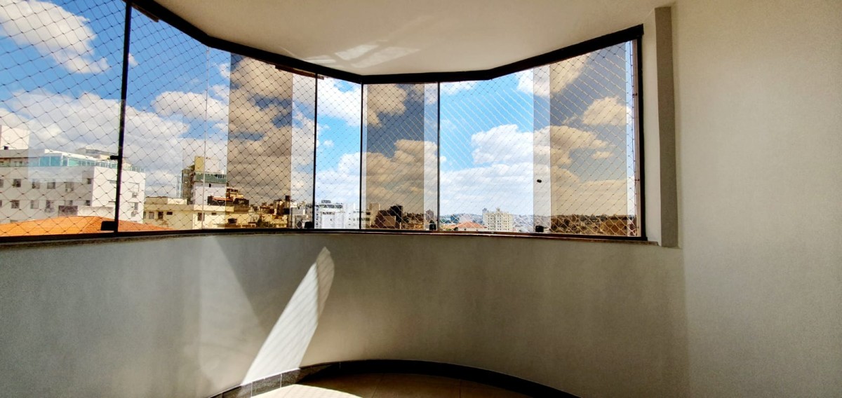 Apartamento para alugar com 3 quartos, 130m² - Foto 3
