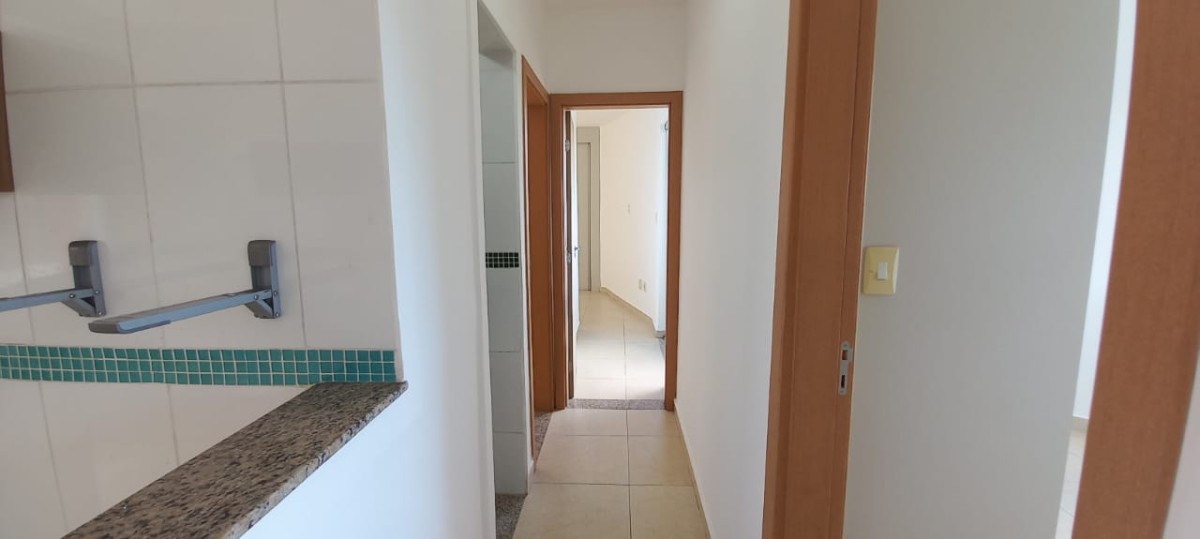 Apartamento à venda com 3 quartos, 85m² - Foto 13