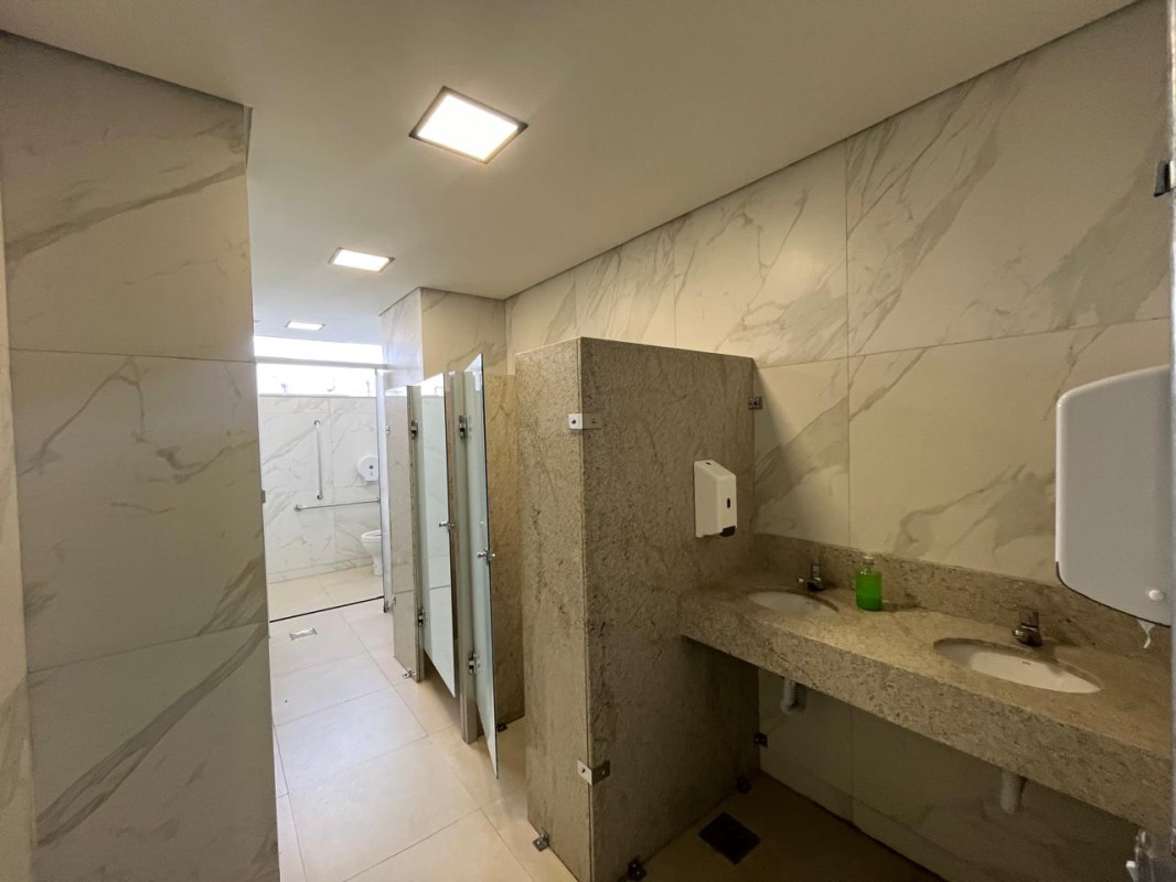 Apartamento para alugar com 2 quartos, 70m² - Foto 15