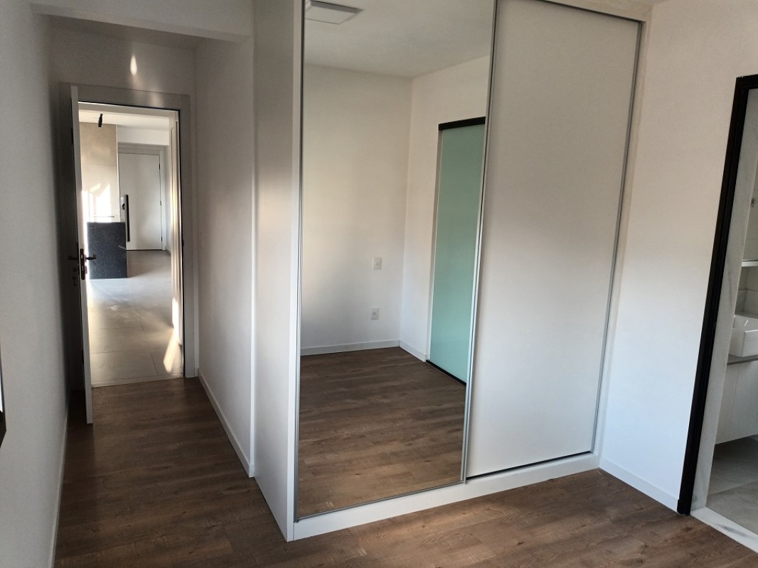 Apartamento para alugar com 2 quartos, 65m² - Foto 8