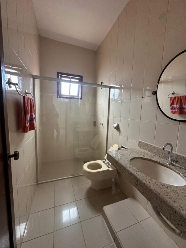 Casa para alugar com 5 quartos, 140m² - Foto 8