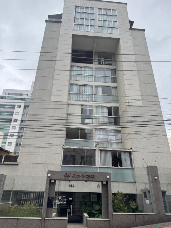 Apartamento para alugar com 2 quartos, 60m² - Foto 1