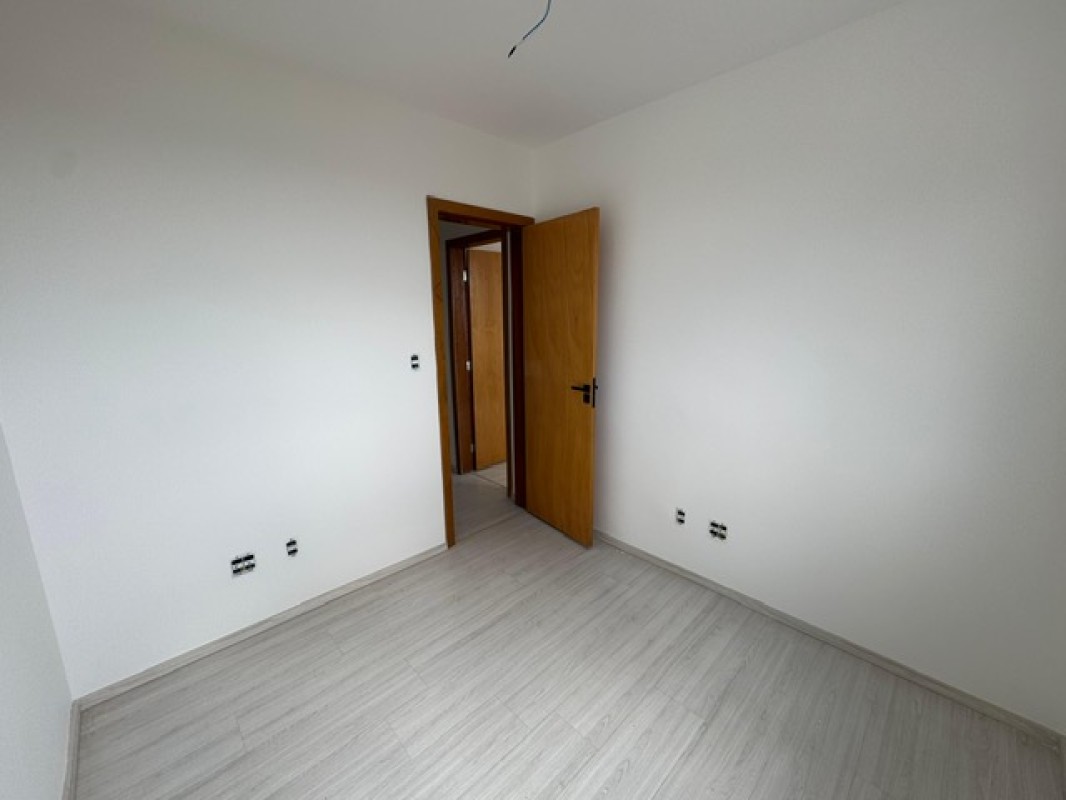 Casa à venda com 3 quartos, 181m² - Foto 14