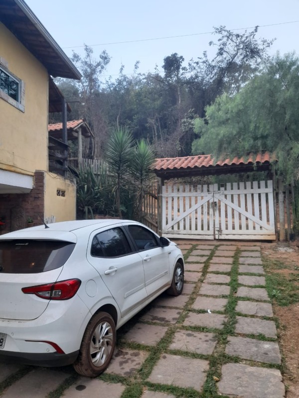 Sítio à venda com 3 quartos, 245m² - Foto 5