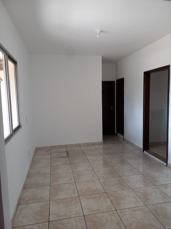 Casa para alugar com 2 quartos, 146m² - Foto 11