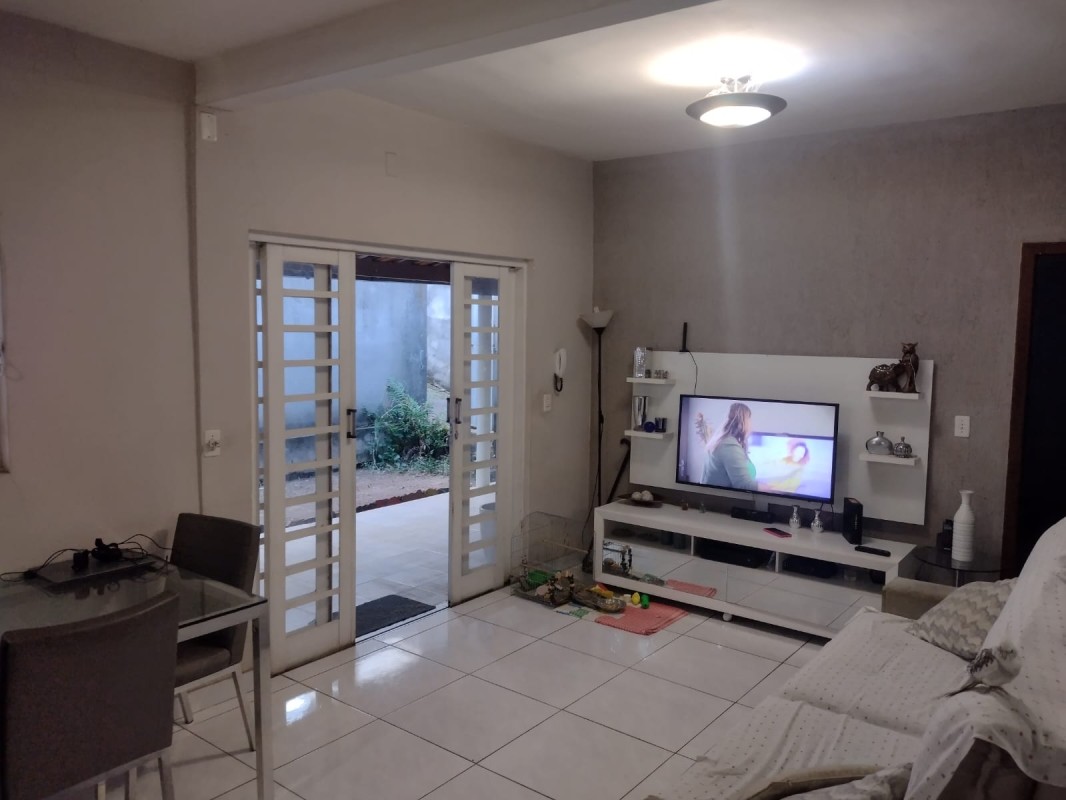 Casa à venda com 3 quartos, 219m² - Foto 3