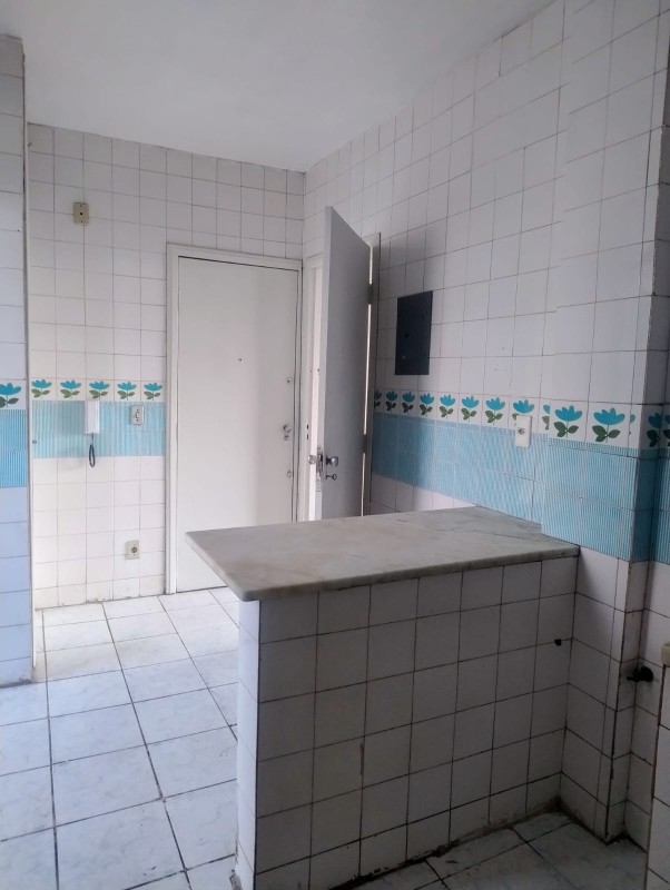 Apartamento para alugar com 2 quartos, 65m² - Foto 8