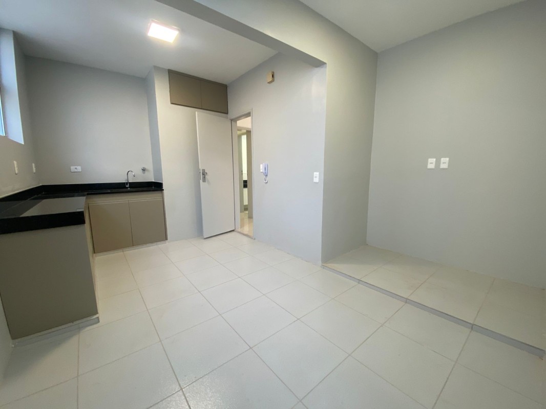 Apartamento para alugar com 3 quartos, 126m² - Foto 3