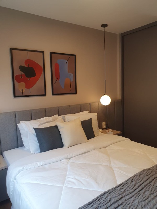 Apartamento à venda com 2 quartos, 61m² - Foto 2