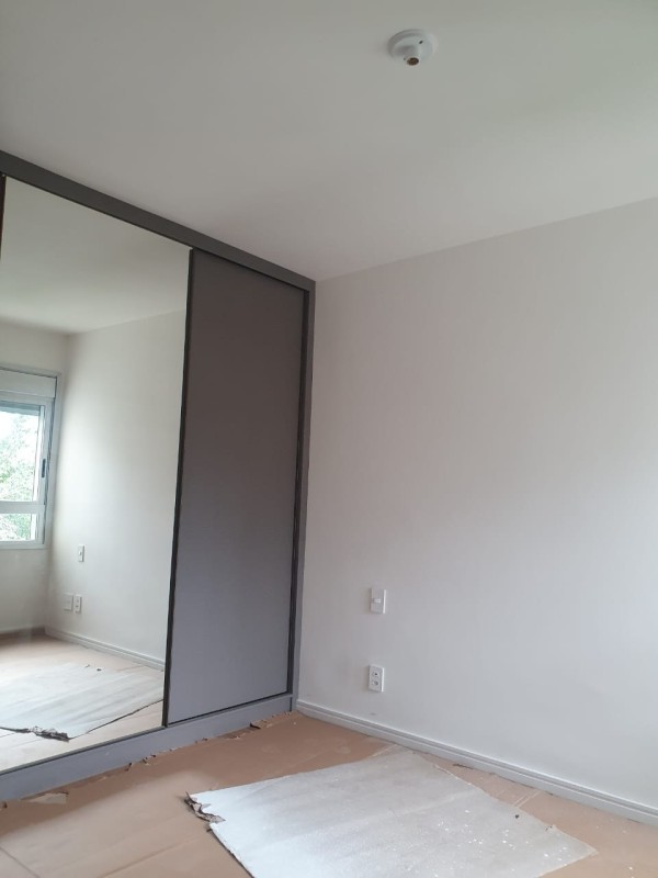 Apartamento à venda com 2 quartos, 61m² - Foto 5