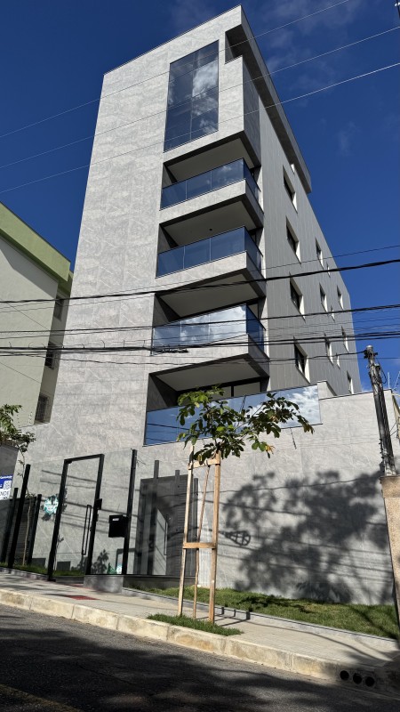 Apartamento à venda com 3 quartos, 98m² - Foto 3