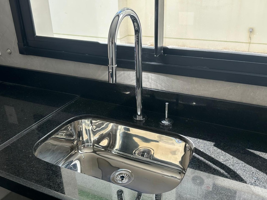 Apartamento à venda com 3 quartos, 98m² - Foto 6