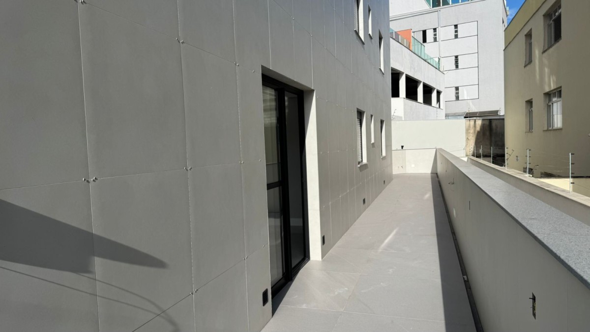 Apartamento à venda com 3 quartos, 141m² - Foto 7