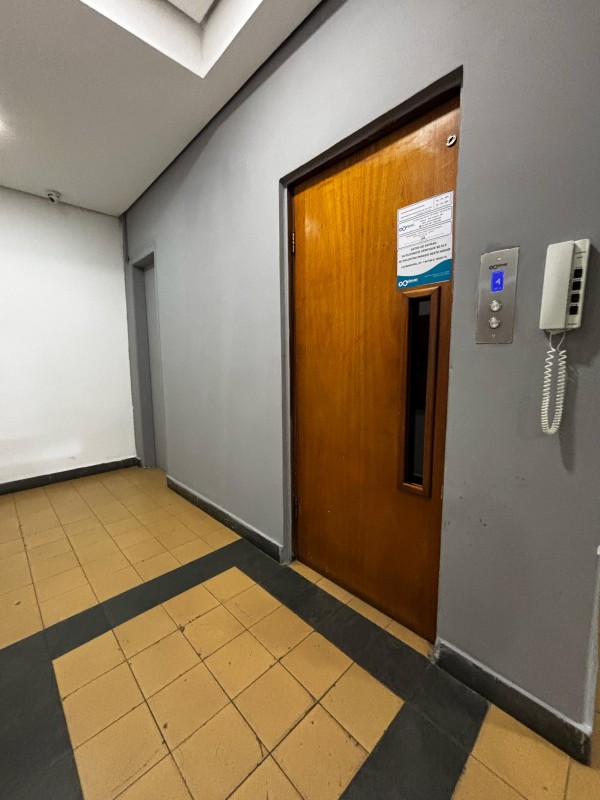 Apartamento para alugar com 2 quartos, 76m² - Foto 3