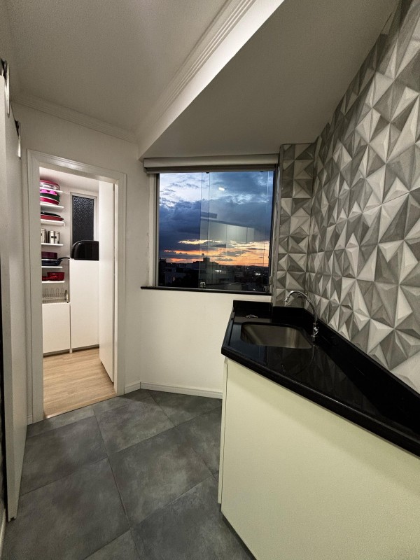 Apartamento para alugar com 2 quartos, 76m² - Foto 1