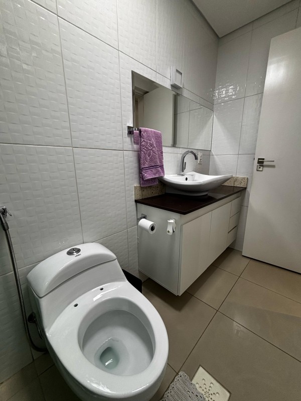 Apartamento para alugar com 2 quartos, 76m² - Foto 10