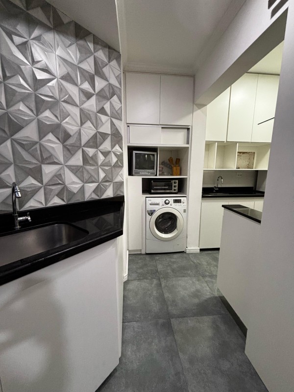 Apartamento para alugar com 2 quartos, 76m² - Foto 17
