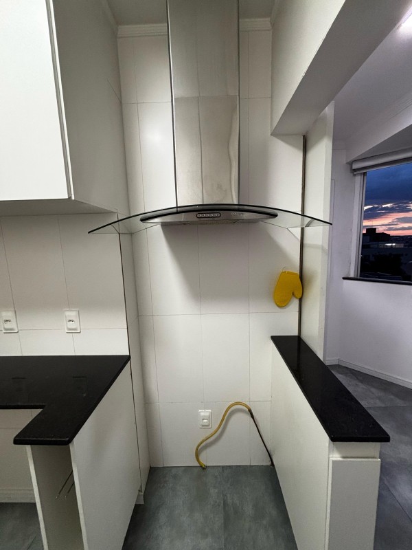 Apartamento para alugar com 2 quartos, 76m² - Foto 15