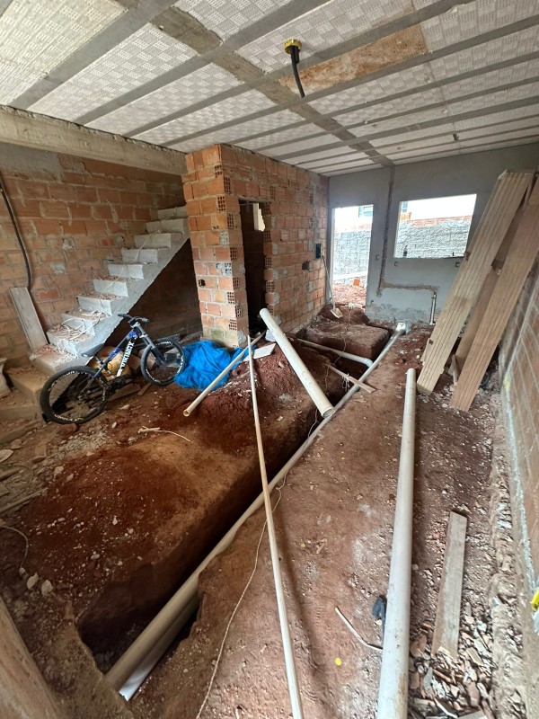 Casa à venda com 3 quartos, 90m² - Foto 4