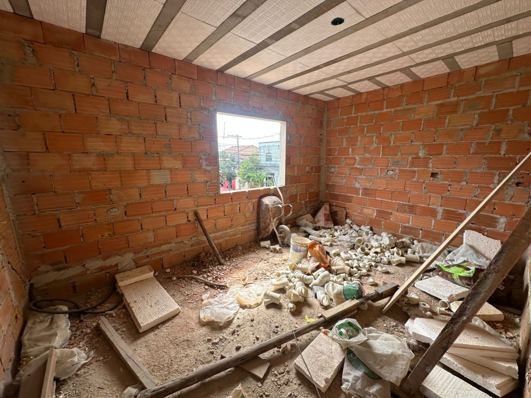 Casa à venda com 3 quartos, 90m² - Foto 10