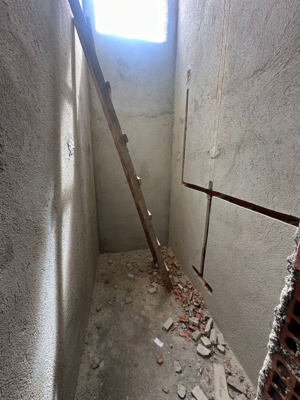 Casa à venda com 3 quartos, 90m² - Foto 5