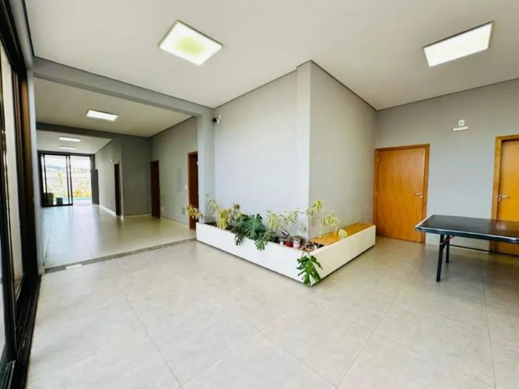 Casa à venda com 4 quartos, 300m² - Foto 8
