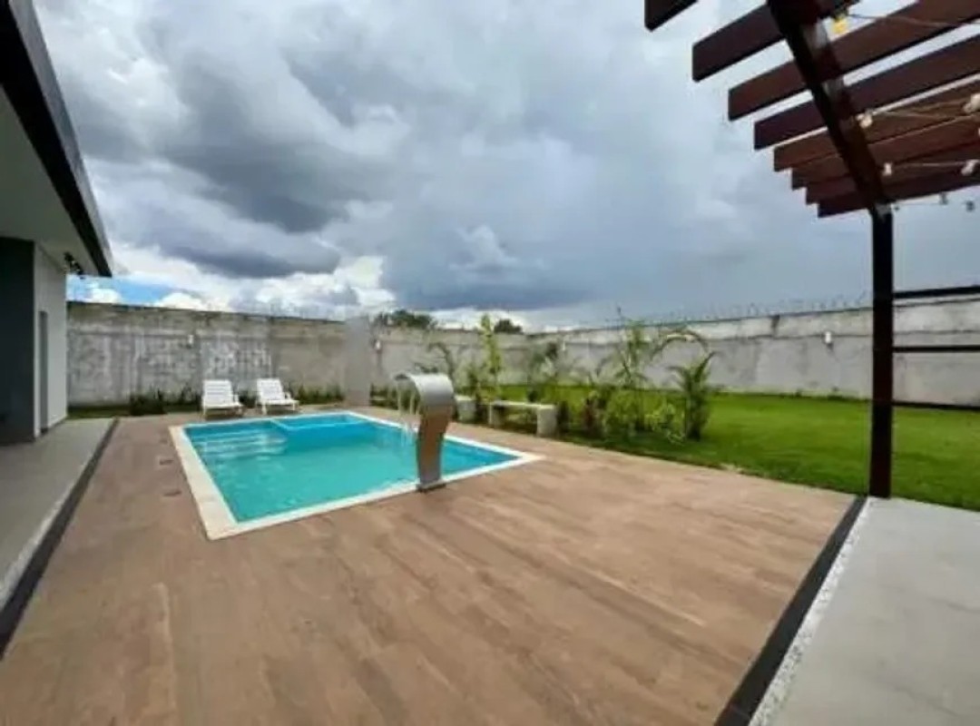 Casa à venda com 4 quartos, 300m² - Foto 17
