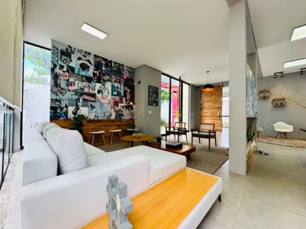 Casa à venda com 4 quartos, 300m² - Foto 9