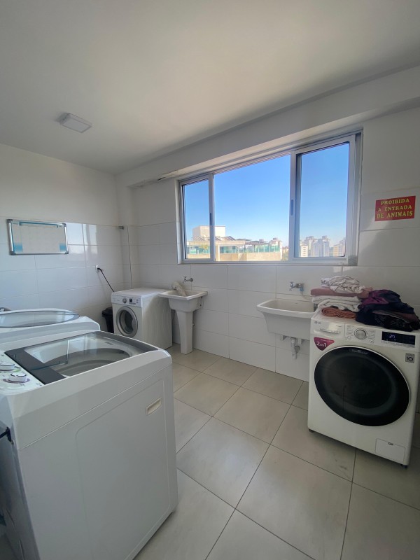 Apartamento para alugar com 2 quartos, 40m² - Foto 13