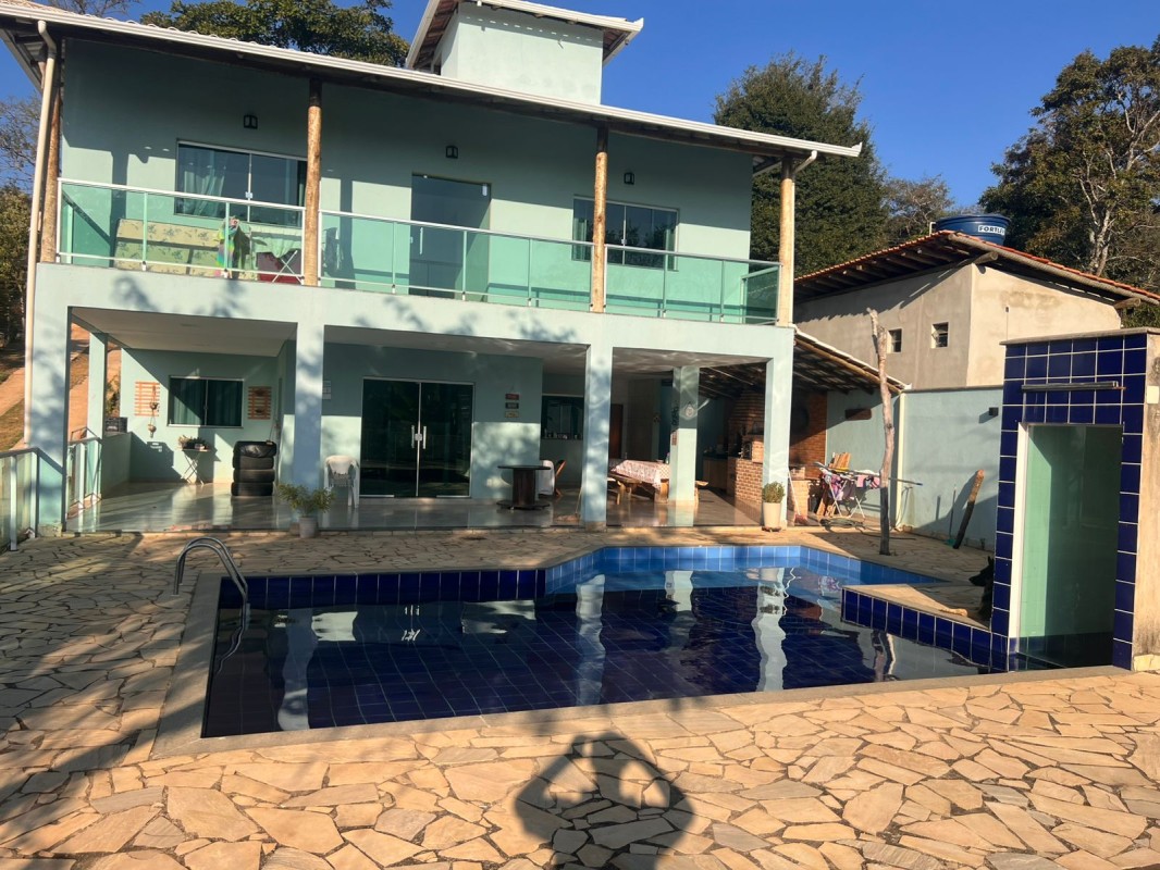Sítio à venda com 4 quartos, 2500m² - Foto 1