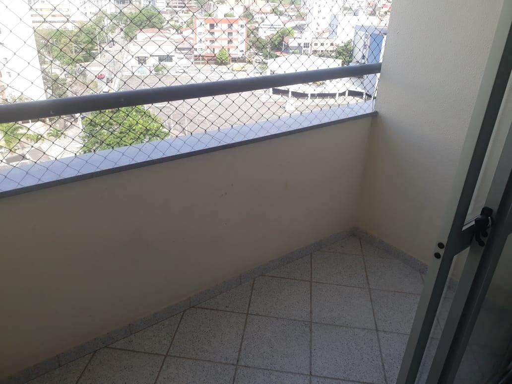 Apartamento para alugar com 3 quartos, 80m² - Foto 9