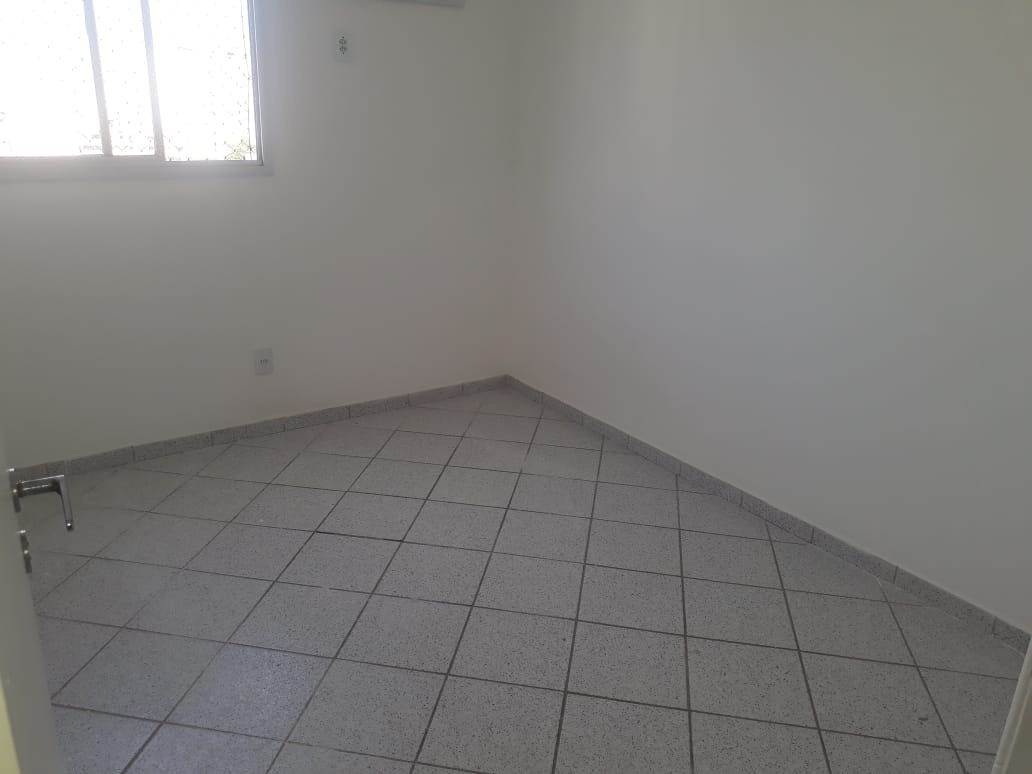 Apartamento para alugar com 3 quartos, 80m² - Foto 14