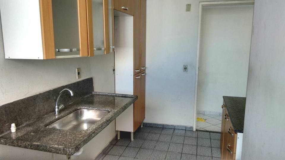 Apartamento para alugar com 3 quartos, 80m² - Foto 22