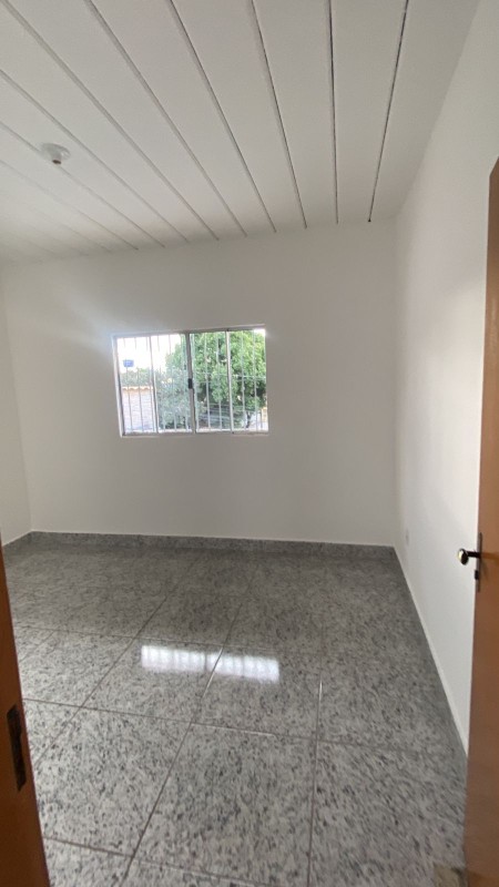 Casa para alugar com 2 quartos, 100m² - Foto 9