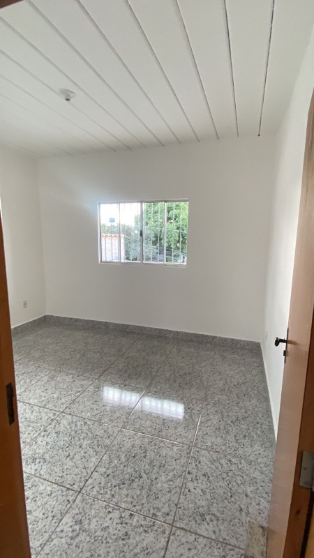 Casa para alugar com 2 quartos, 100m² - Foto 11