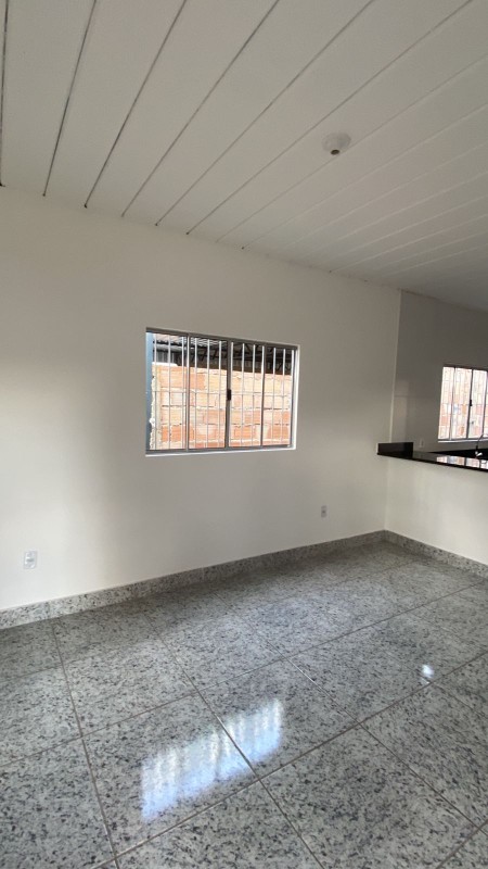 Casa para alugar com 2 quartos, 100m² - Foto 6