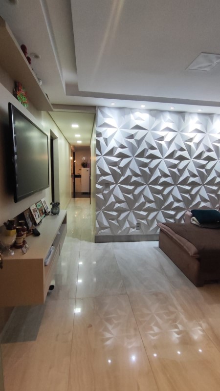 Casa à venda com 3 quartos, 160m² - Foto 1