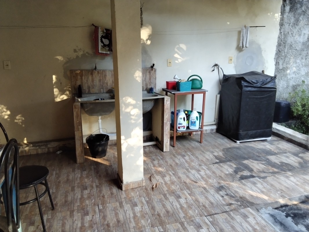 Casa à venda com 3 quartos, 360m² - Foto 11