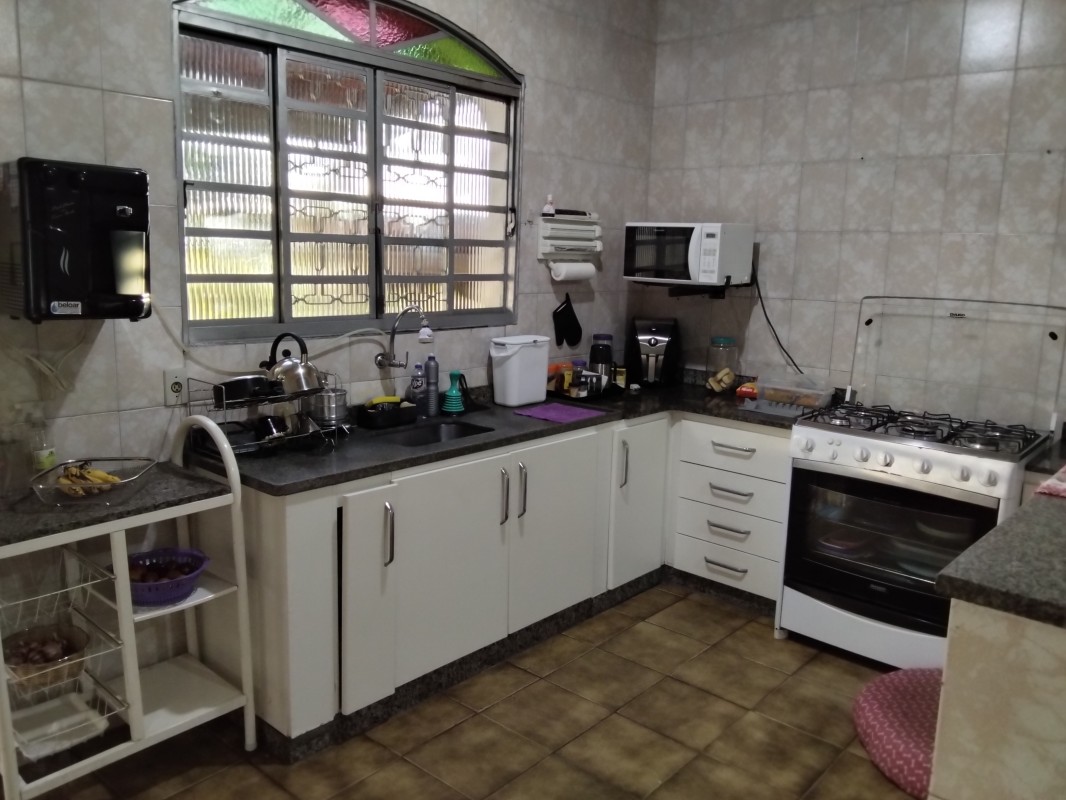 Casa à venda com 3 quartos, 360m² - Foto 8