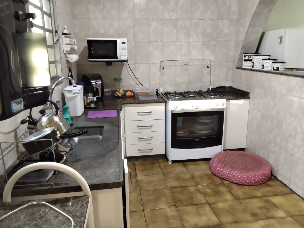 Casa à venda com 3 quartos, 360m² - Foto 9