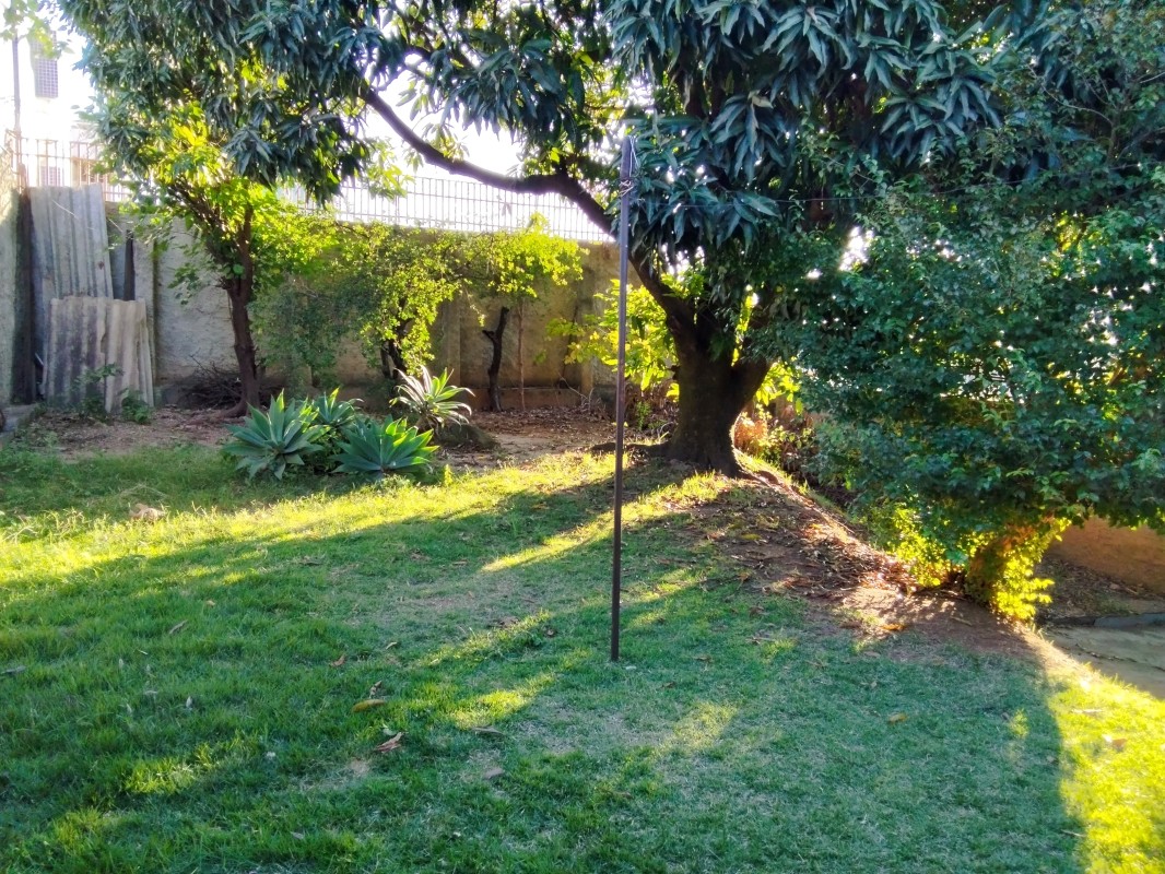 Casa à venda com 3 quartos, 360m² - Foto 12