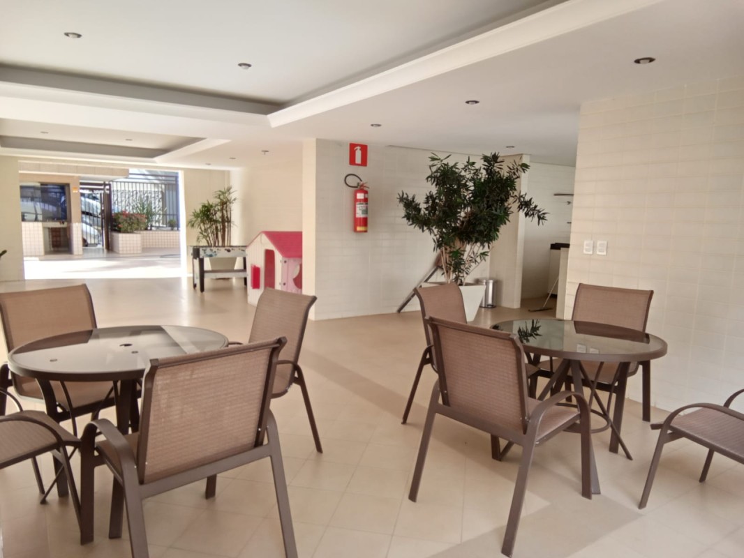 Apartamento para alugar com 4 quartos, 135m² - Foto 15