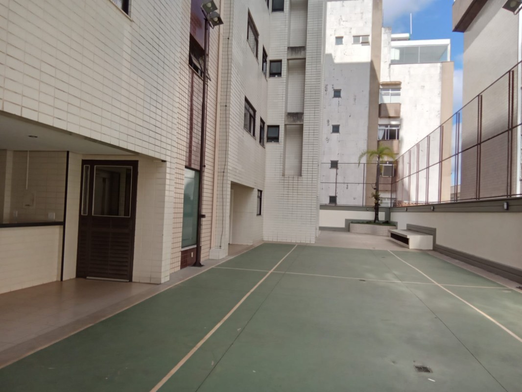 Apartamento para alugar com 4 quartos, 135m² - Foto 16