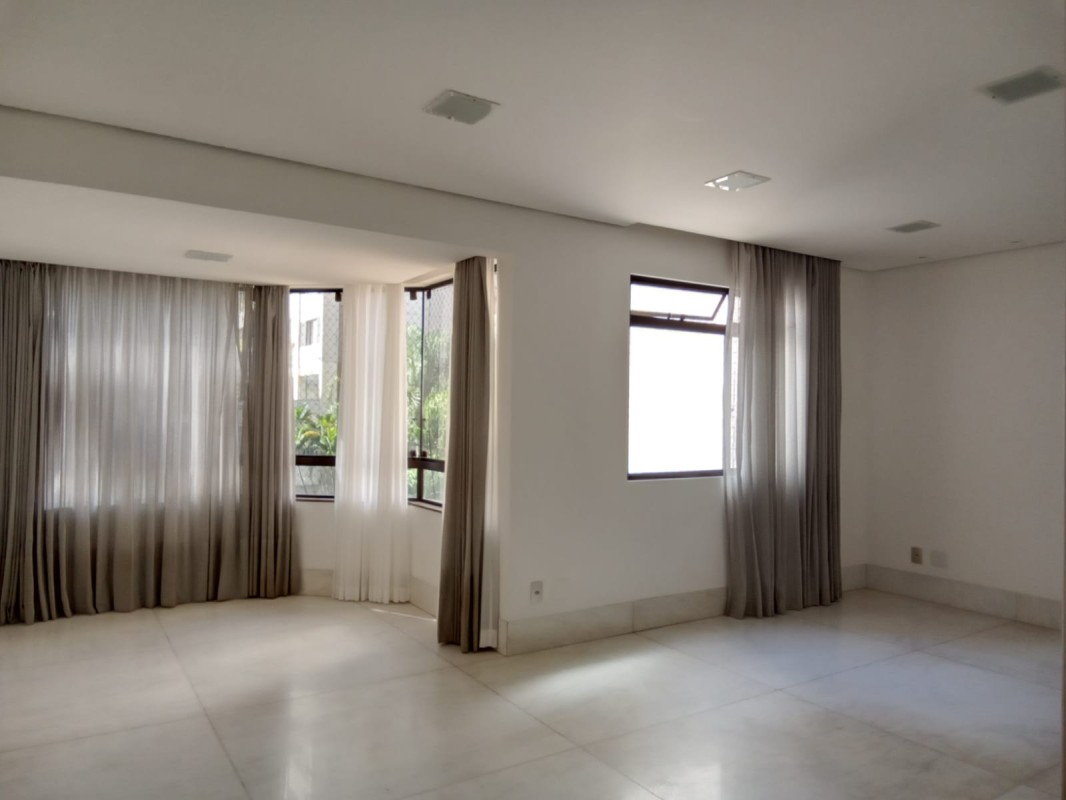 Apartamento para alugar com 4 quartos, 135m² - Foto 3